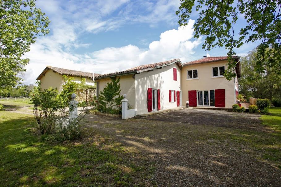 Vente maison 7 pièces 301 m² à Cazaubon (32150), 449 350 €