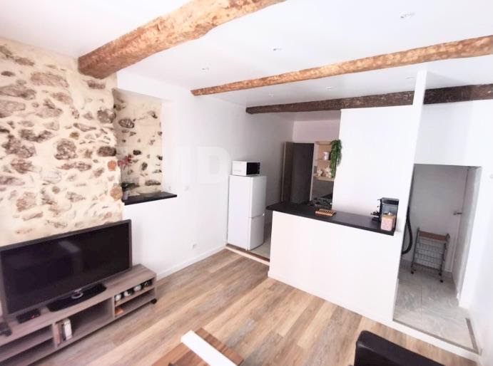 Vente appartement 3 pièces 45.2 m² à Nans-les-Pins (83860), 141 000 €