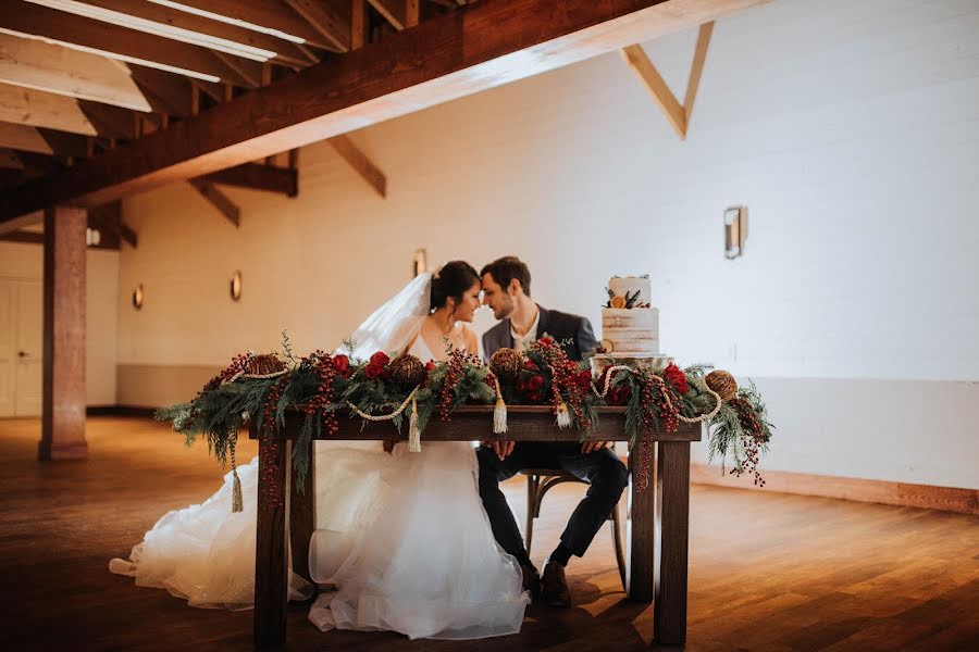 Fotografo di matrimoni Jordan Vines (jordanvines). Foto del 29 dicembre 2019