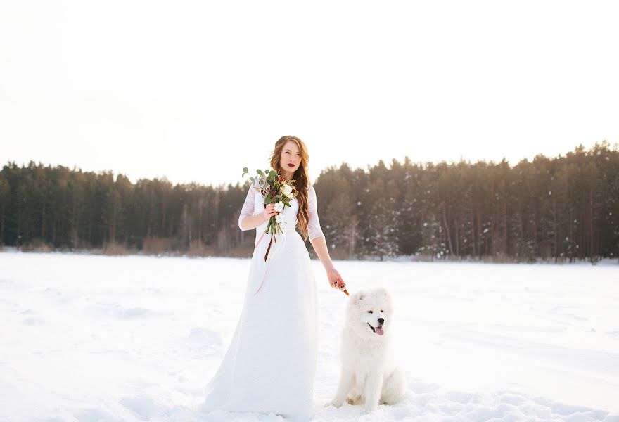 結婚式の写真家Andrey Shirkunov (andrewshir)。2015 4月6日の写真