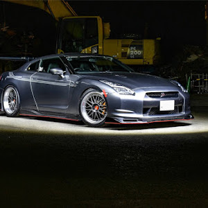 NISSAN GT-R R35