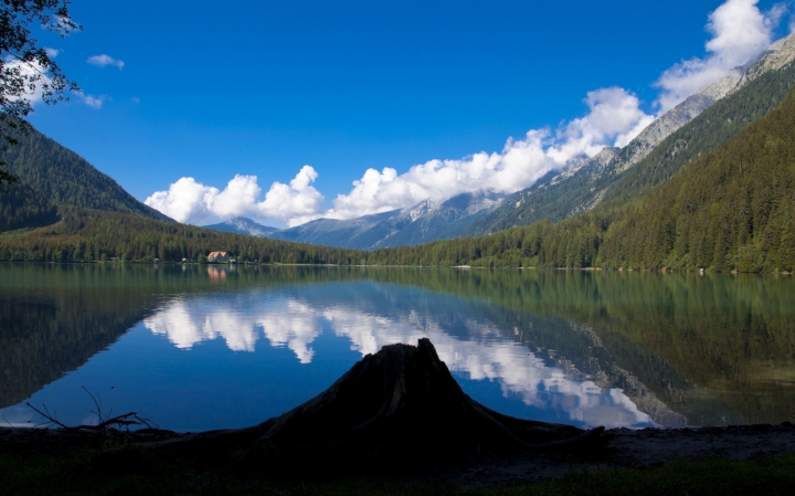 Riflesso alpino di Andrea Frati