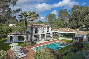 villa à Mougins (06)