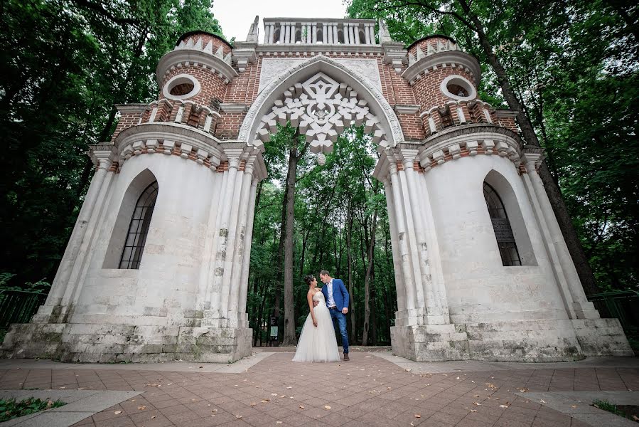 Pulmafotograaf Oleg Batenkin (batenkin). Foto tehtud 28 august 2019