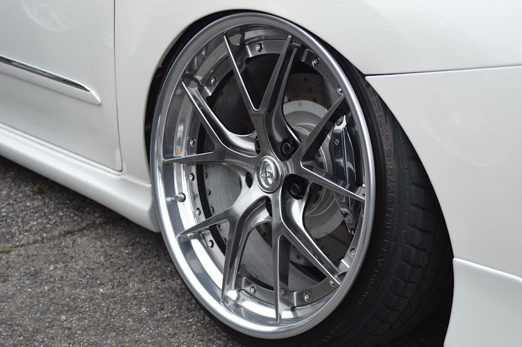 ヴォクシーのworkwheels・ヴァリアンツァ T1S・一眼レフ撮影に関するカスタム事例の投稿画像9枚目