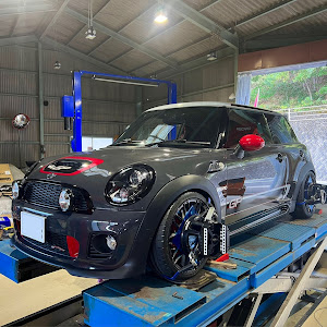 ミニ ハッチバック JCW