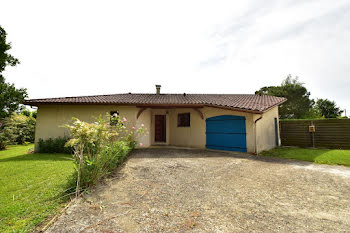 villa à Hagetmau (40)