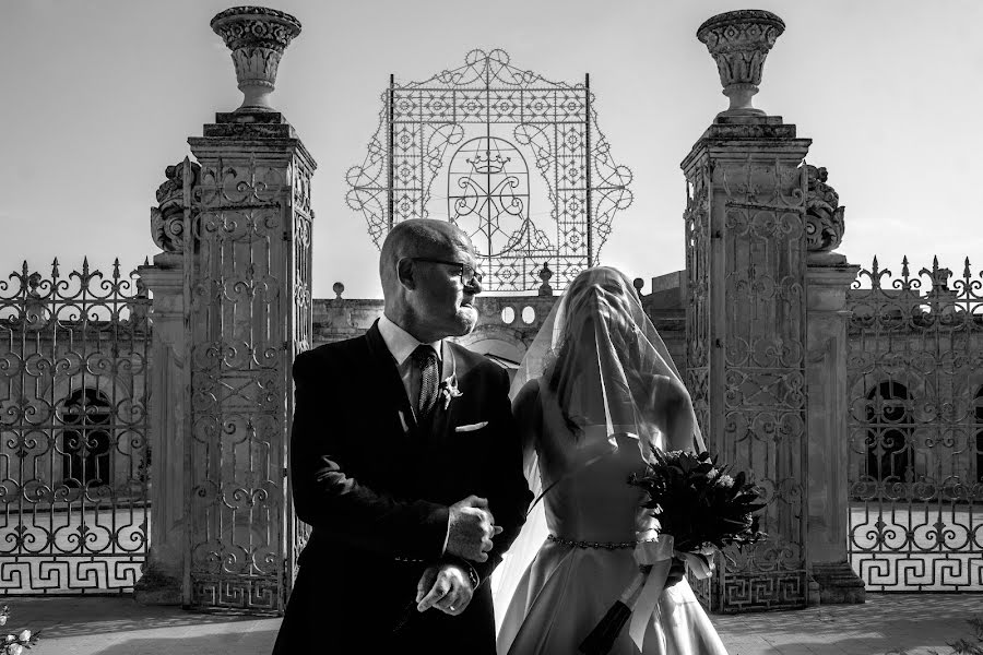 婚礼摄影师Vincenzo Ingrassia（vincenzoingrass）。2021 10月27日的照片