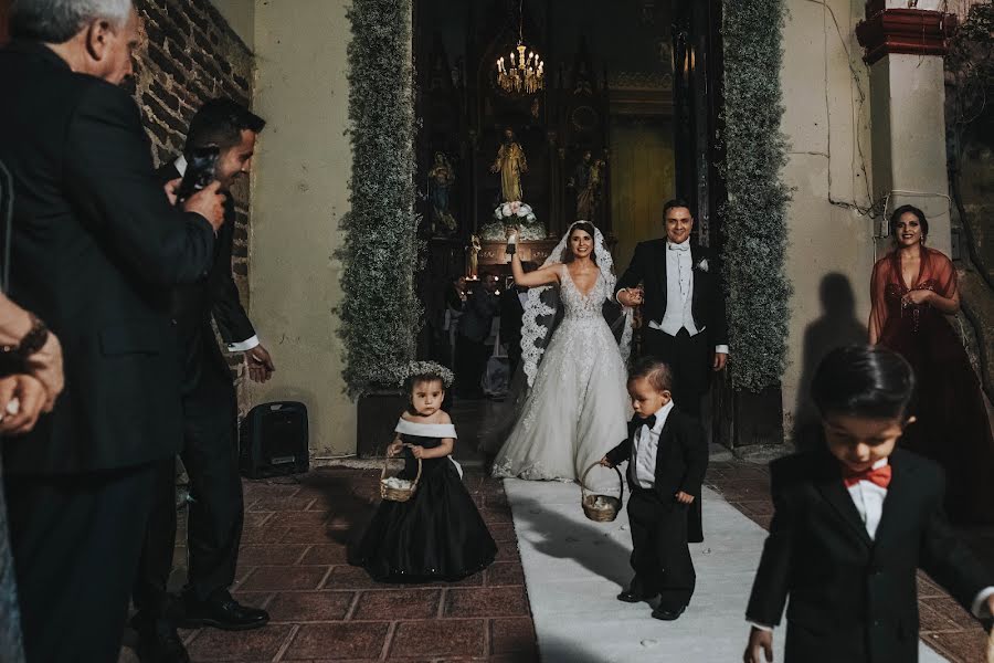 Fotografo di matrimoni Christian Macias (christianmacias). Foto del 31 marzo 2020