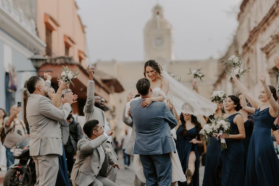 Fotografo di matrimoni Sammy Cifuentes (sammycifuentes). Foto del 19 marzo 2023