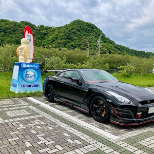 NISSAN GT-R R35