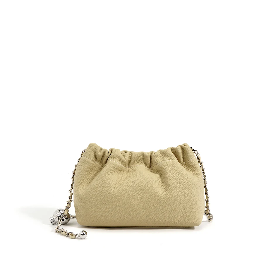 Bolsa Cloud Feminina de Ombro e Transversal, Textura Couro Bovino de Camada Superior, Plissada, Design Elegante e Conforto