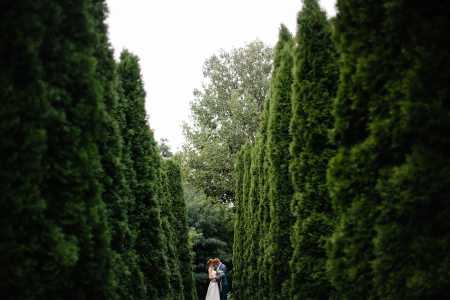 Fotógrafo de casamento Zhenya Ermakov (evgenyermakov). Foto de 17 de novembro 2017