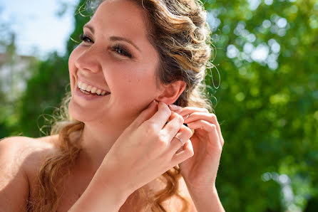 Fotografo di matrimoni Tamas Kalosi (momental). Foto del 13 luglio 2019