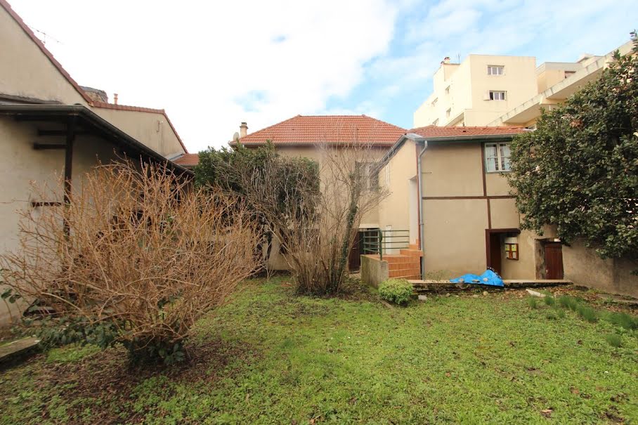 Vente maison  130 m² à Romans-sur-isere (26100), 230 000 €