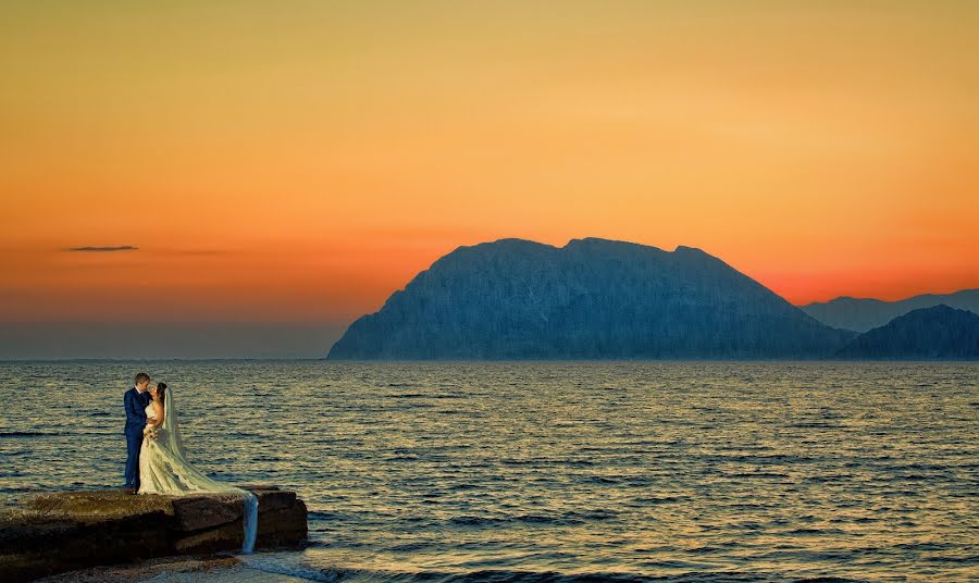 Jurufoto perkahwinan Kostas Sinis (sinis). Foto pada 10 Jun 2017