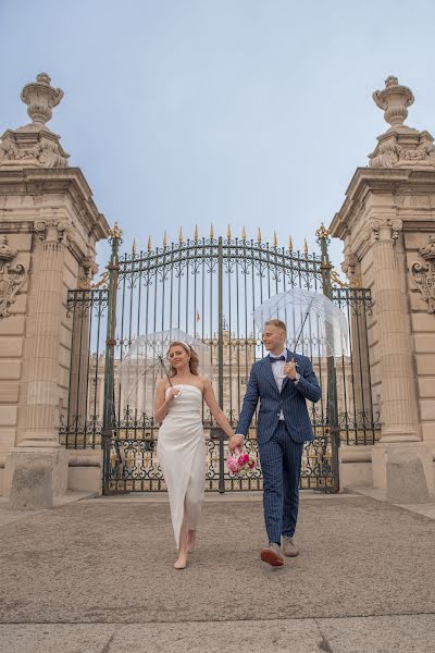 Fotógrafo de casamento Viktoriya Utochkina (vikkiu). Foto de 30 de outubro 2023