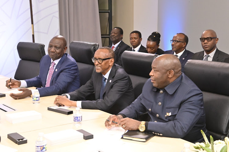 Presidents William Ruto (Kenya), Paul Kagame (Rwanda) and Évariste Ndayishimiye (Burundi) during a meeting in Washington D.C.