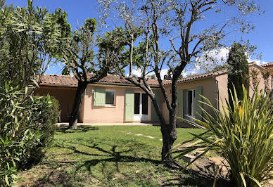 Villa with pool and terrace 3