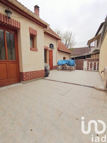 Vente maison 4 pièces 102 m² à Flixecourt (80420), 171 500 €