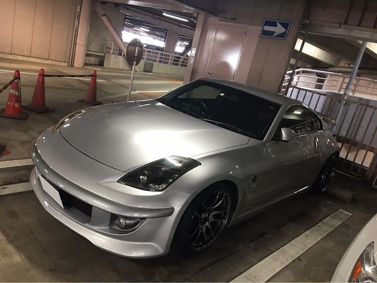 フェアレディZのいつもイイネ&コメントありがとうございます🙇‍♂️・低いようで低くない丁度良い高さ…だと思ってたら低かったみたいです😅・Zでお散歩・70SUPRがcollectionに加わりました😁・シンウルトラマンに関するカスタム事例の投稿画像3枚目