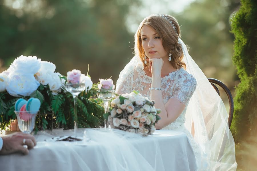 Fotógrafo de bodas Nikolay Manvelov (nikos). Foto del 15 de agosto 2016