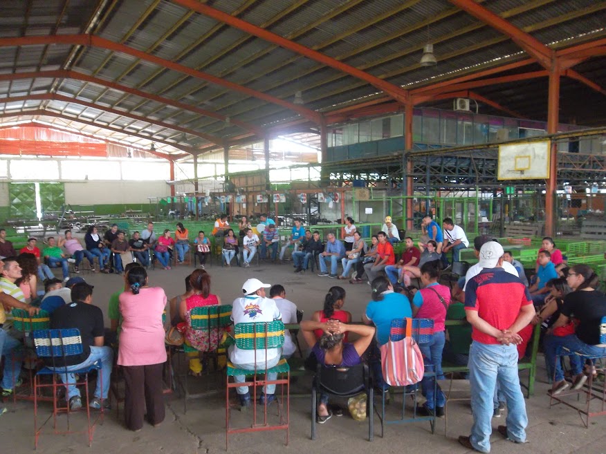 Reuniao de gestao da feira do centro.