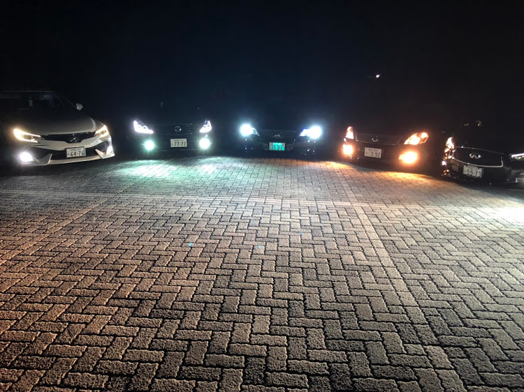 マークXのオフ会・車高調整・マフラー交換・ドライブに関するカスタム事例の投稿画像4枚目