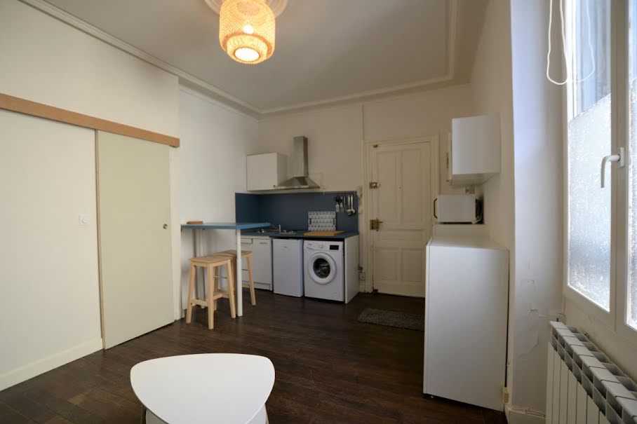 Location  appartement 1 pièce 19 m² à Dijon (21000), 428 €