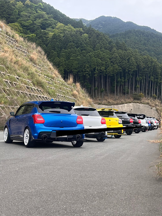 スイフトスポーツの5月もよろしくお願いします・いつもいいねありがとうございます！・ゴールデンウィーク・小石原川ダム・スイフトの集まりに関するカスタム事例の投稿画像13枚目