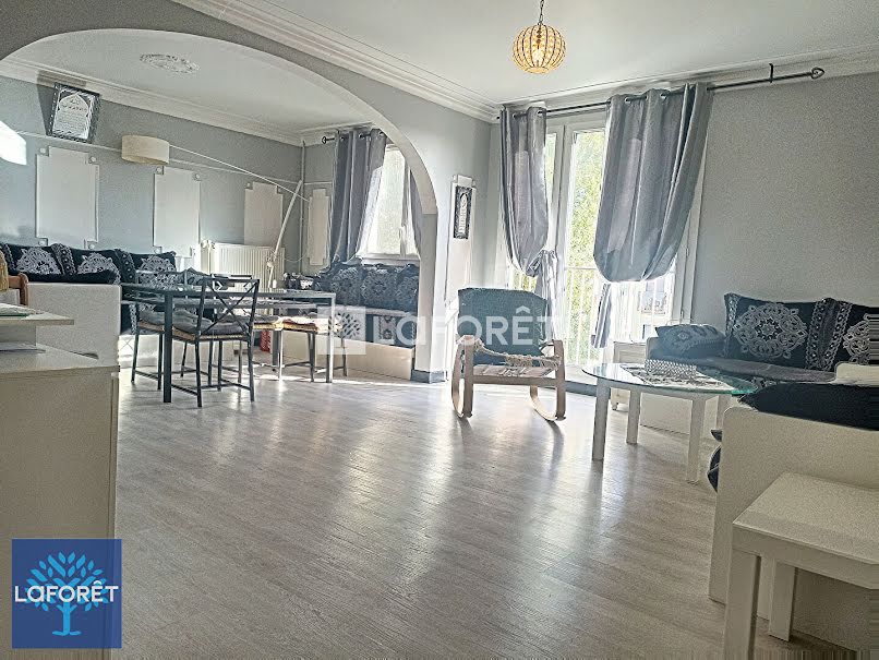 Vente appartement 5 pièces 81.36 m² à Neuilly-sur-Marne (93330), 220 000 €