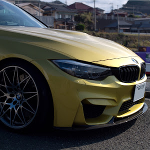 M4 クーペ