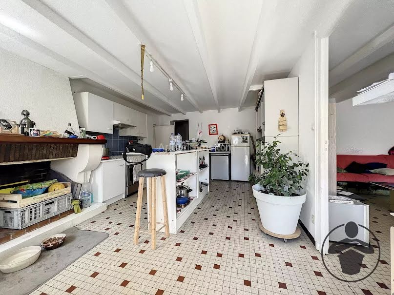 Vente maison 3 pièces 109.35 m² à Saint-Aigulin (17360), 99 000 €