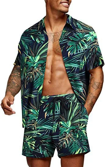 Hawaiiaans shirtset voor jongeren met bloemenprint, casual. Zomerse outfit voor jonge mensen, comfortabel en stijlvol. Ideaal voor informele gelegenheden.