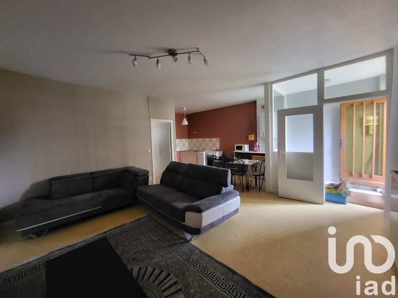 Vente appartement 3 pièces 65 m² à Saint-Etienne (42000), 60 000 €