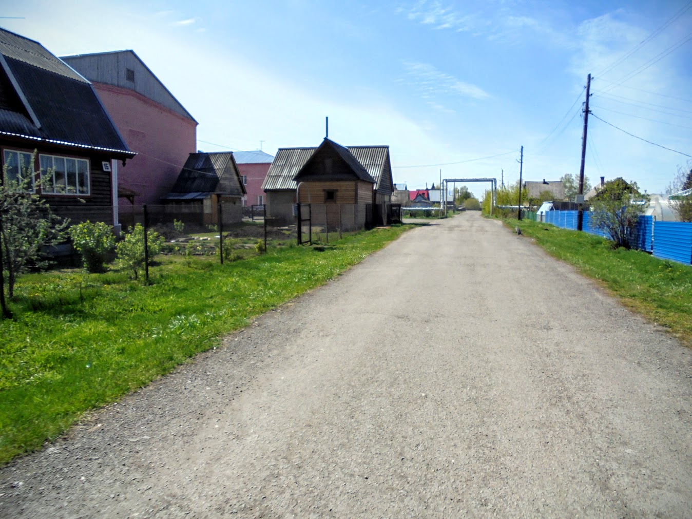 П новостройка кемеровский район. Поселок новостройка Кемеровская. Поселок новостройка хака. Посёлок новостройка Кемеровский район. Новостройки в деревне.