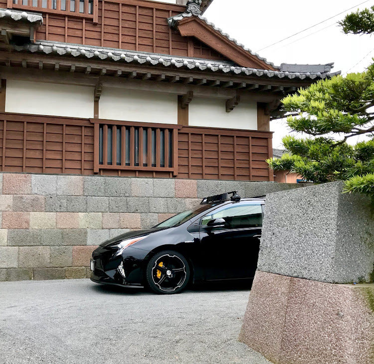 プリウスのエムズガレージ・ホリデースタイル・usdm・JDM・ドライブに関するカスタム事例の投稿画像1枚目