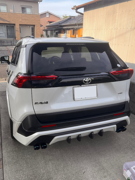 RAV4のRAV4乗りさんと繋がりたい・RAV4TRD・友人といじいじに関するカスタム事例の投稿画像3枚目