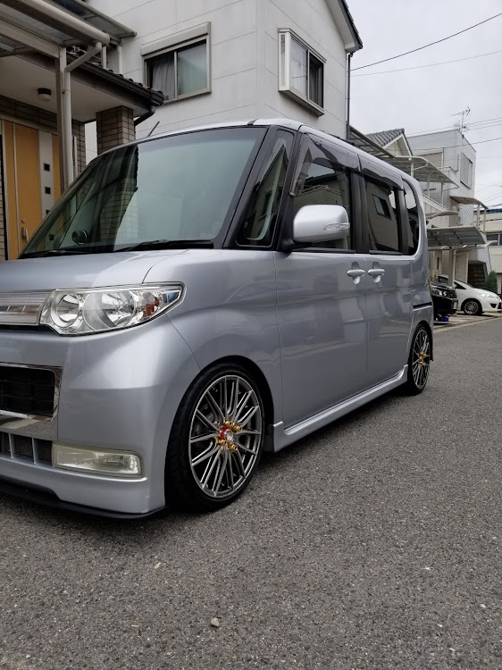 タントカスタムのタイヤ交換・洗車・タントカスタム・集まりに関するカスタム事例の投稿画像2枚目