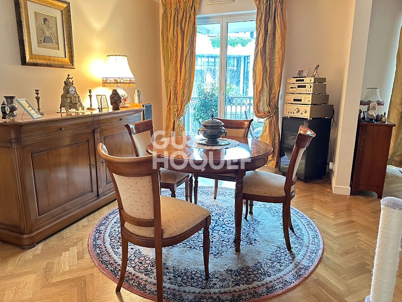 Vente viager 5 pièces 116 m² à Levallois-Perret (92300), 499 000 €