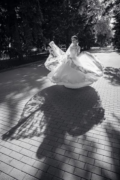 Fotografo di matrimoni Nadezhda Laguta (laguta). Foto del 19 giugno 2019