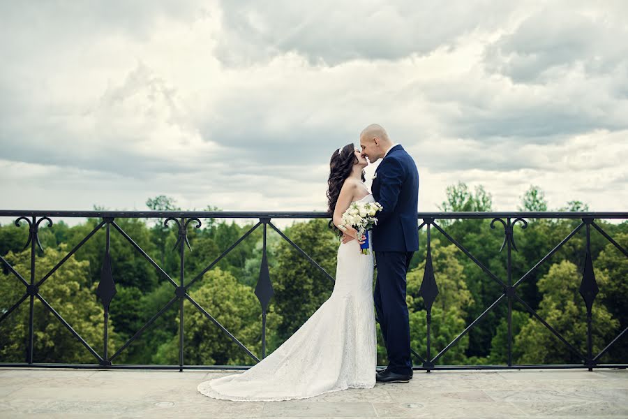 Fotógrafo de bodas Anna Averina (averinafoto). Foto del 28 de julio 2015