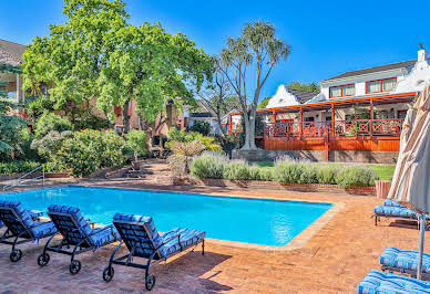 Guest Room with pool 2