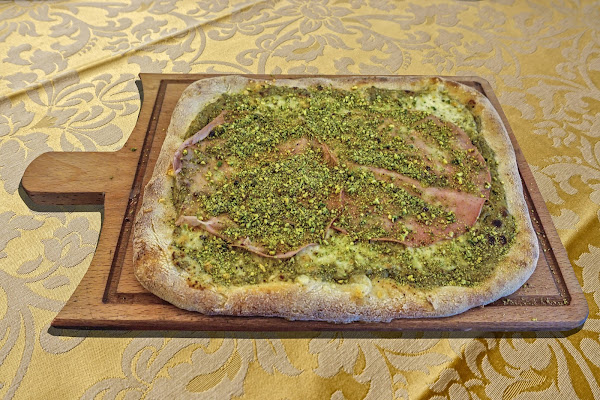 pizza... e mortadella di lugiube