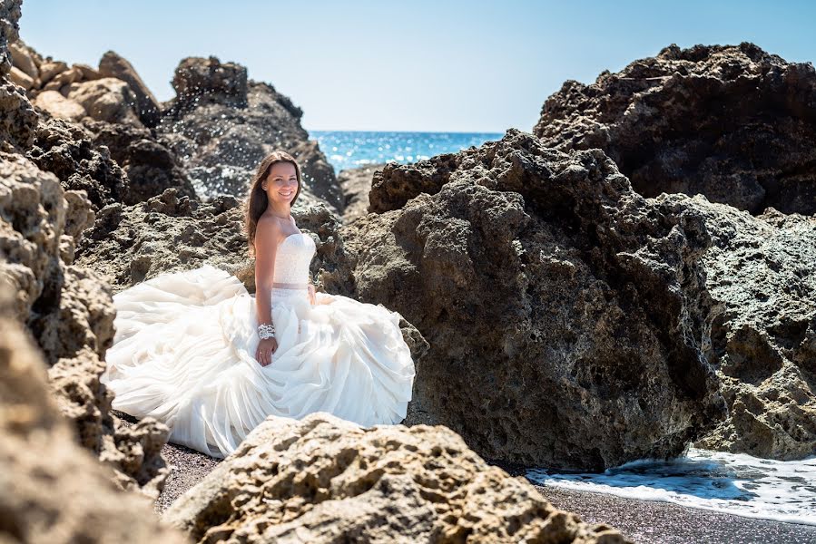 Fotografo di matrimoni Maksim Prikhodnyuk (photomaxcrete). Foto del 17 luglio 2014