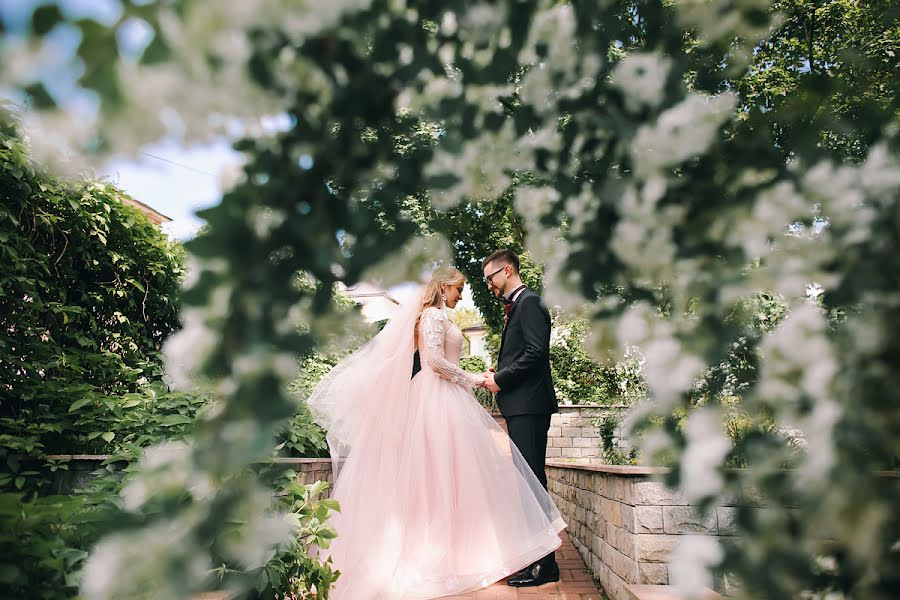 Fotógrafo de casamento Aleksey Chizhik (someonesvoice). Foto de 11 de junho 2017