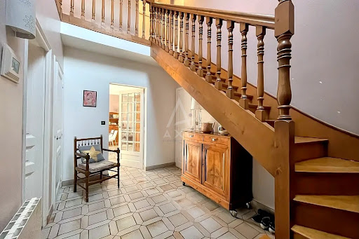 House with garden and terrace 1