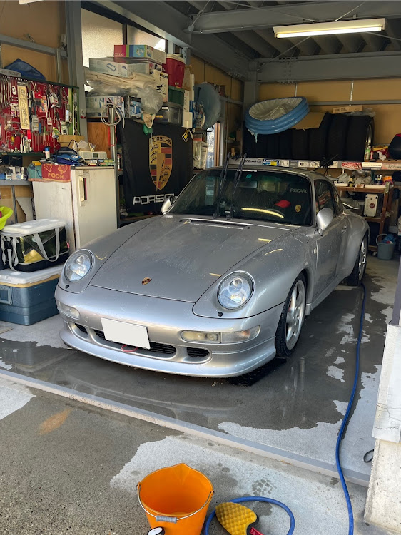 911 クーペの洗車・ワックス掛け・993ターボ・冬眠継続中・車庫保管中に関するカスタム事例の投稿画像1枚目