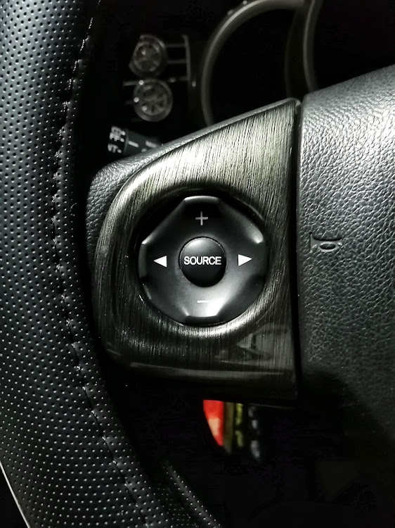 Nボックスカスタムの距離飛び・デッドニング・納車整備・ローダウン・後期化に関するカスタム事例の投稿画像4枚目