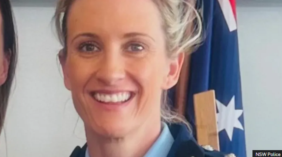 Inspector Amy Scott was the sole police officer who apprehended the attacker